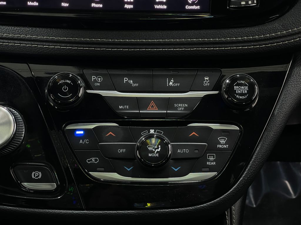 2021 Chrysler Pacifica Image 23