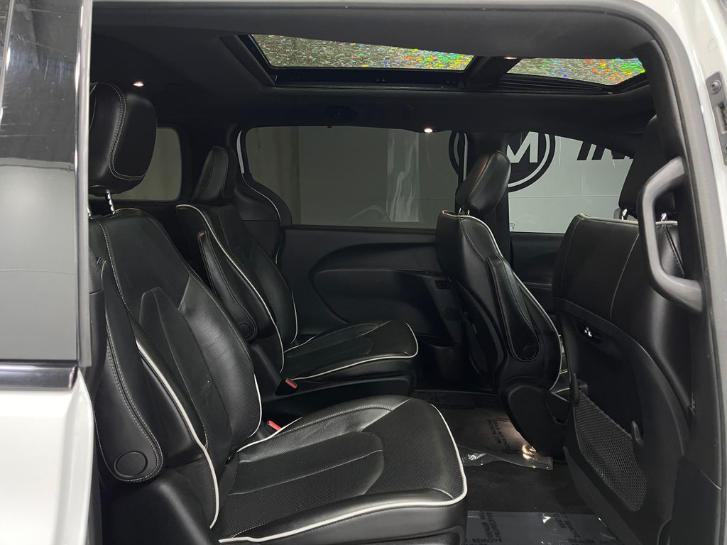 2021 Chrysler Pacifica Image 31