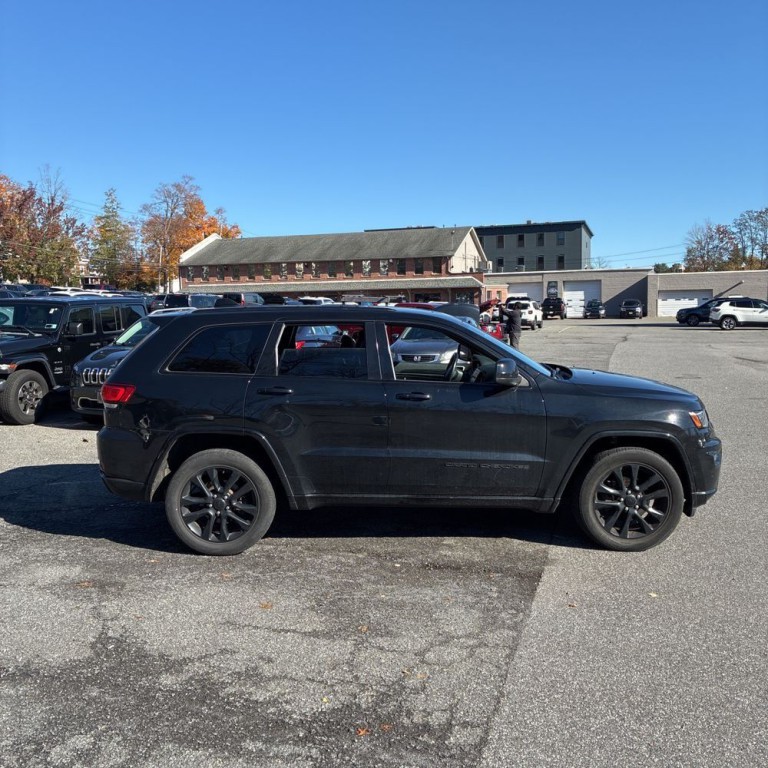 2020 Jeep Grand Cherokee Image 3