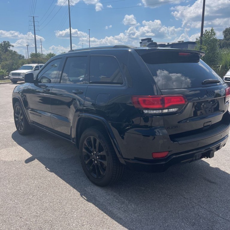 2020 Jeep Grand Cherokee Image 4