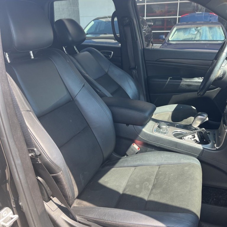 2020 Jeep Grand Cherokee Image 6