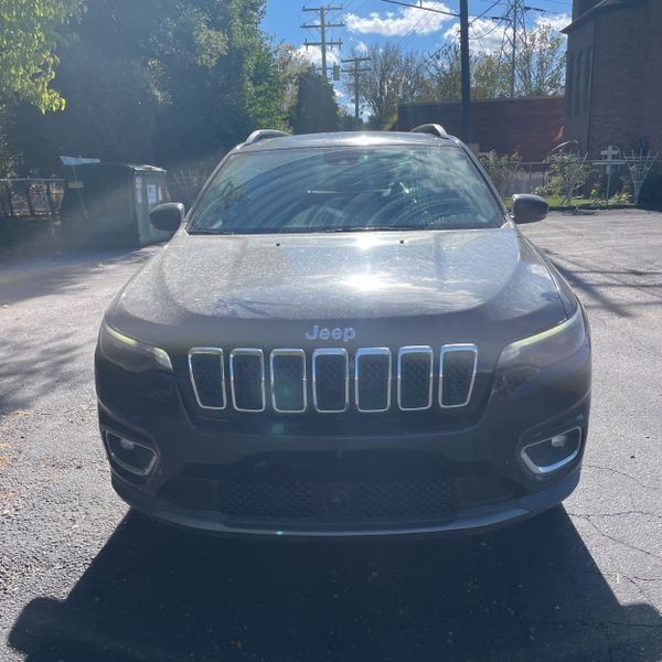 2019 Jeep Cherokee Image 2