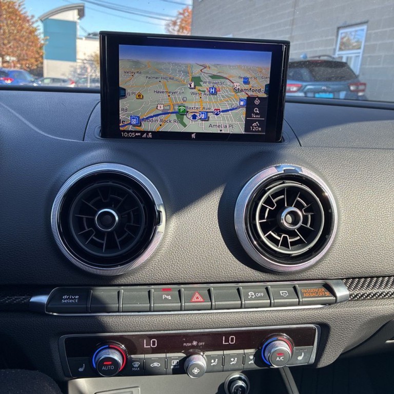 2018 Audi RS 3 Image 13