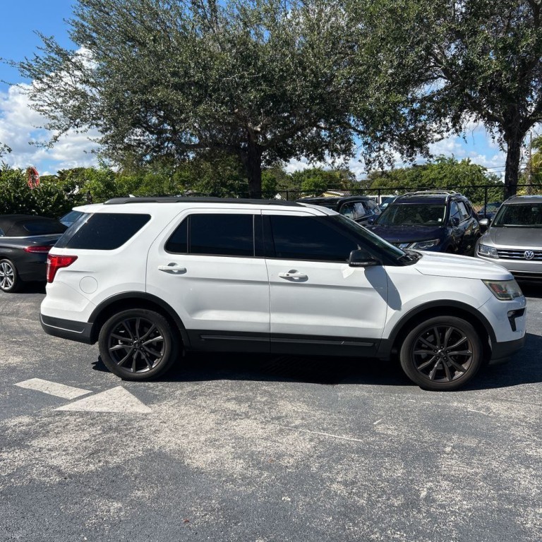 2018 Ford Explorer Image 3