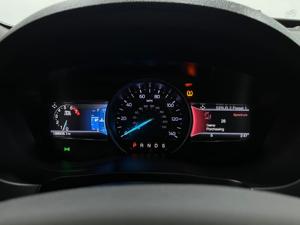 2018 Ford Explorer Image 22