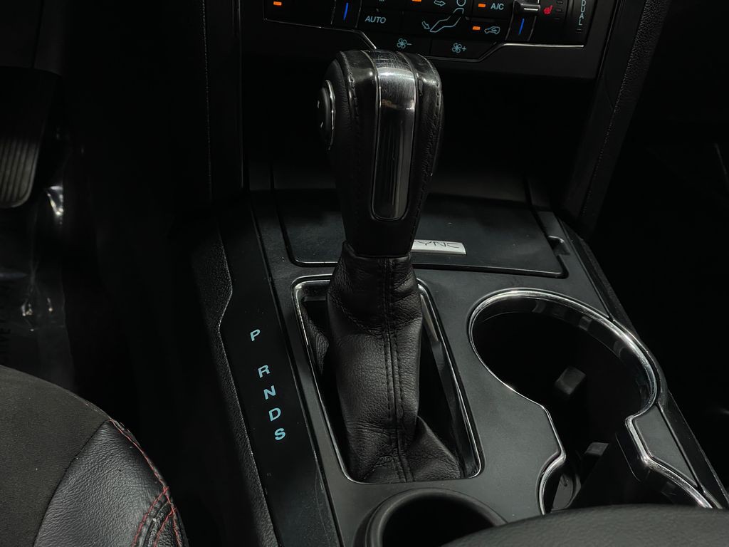 2018 Ford Explorer Image 28