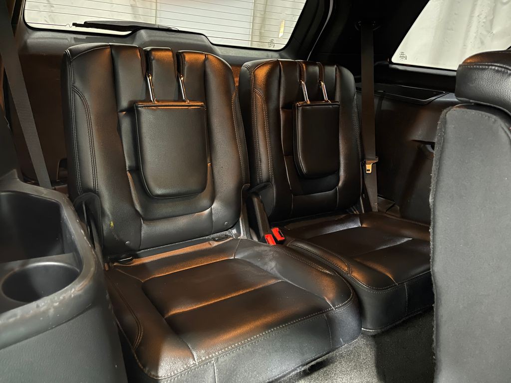 2018 Ford Explorer Image 31