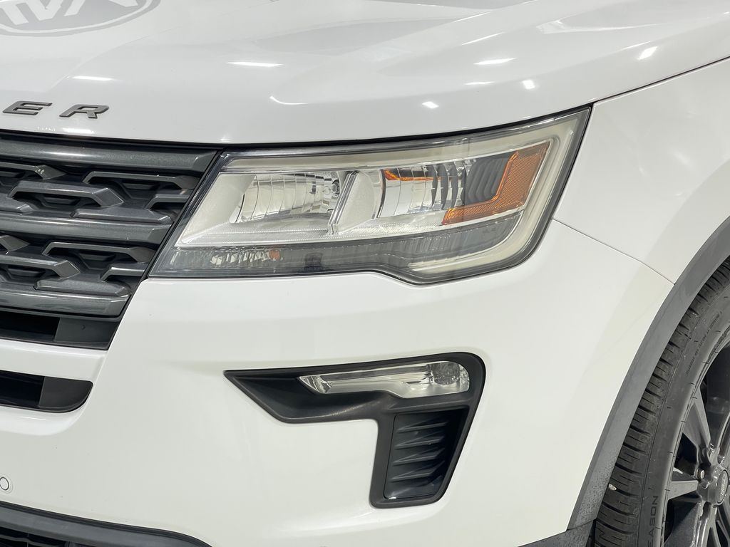 2018 Ford Explorer Image 34