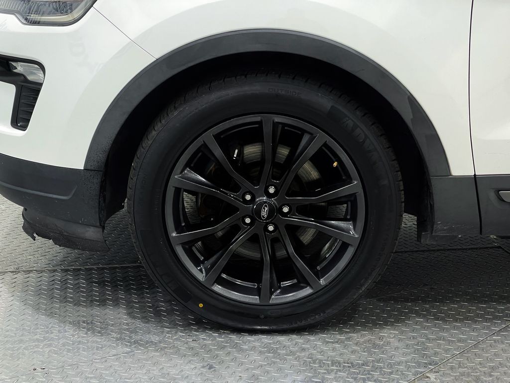 2018 Ford Explorer Image 35