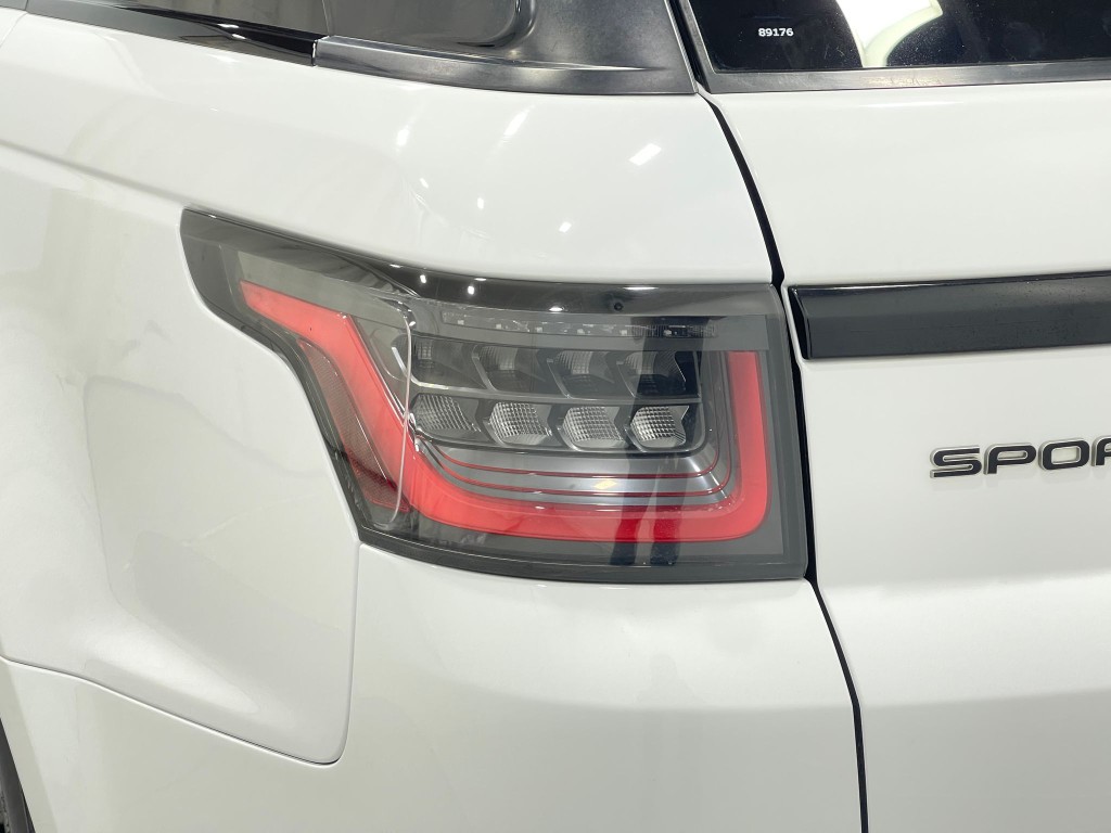 2018 Land Rover Range Rover Sport Image 35