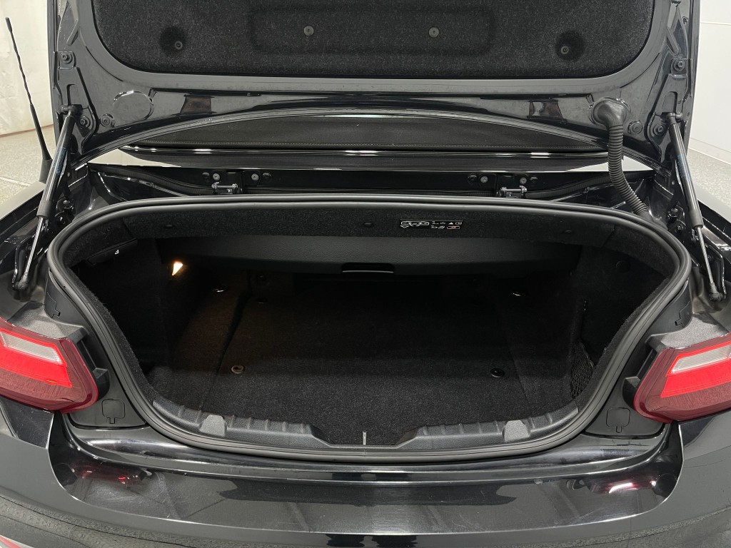 2017 BMW 2 Series Image 26