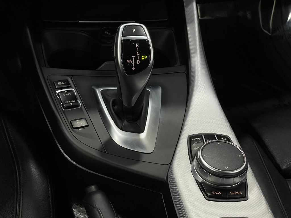 2017 BMW 2 Series Image 29