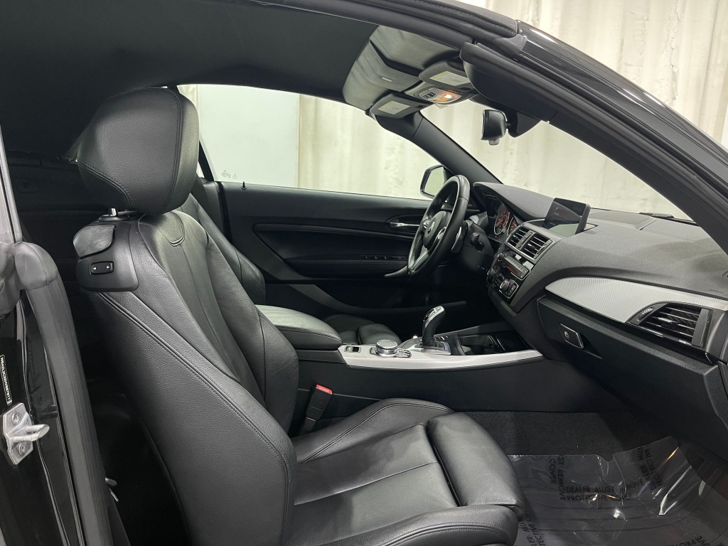 2017 BMW 2 Series Image 32