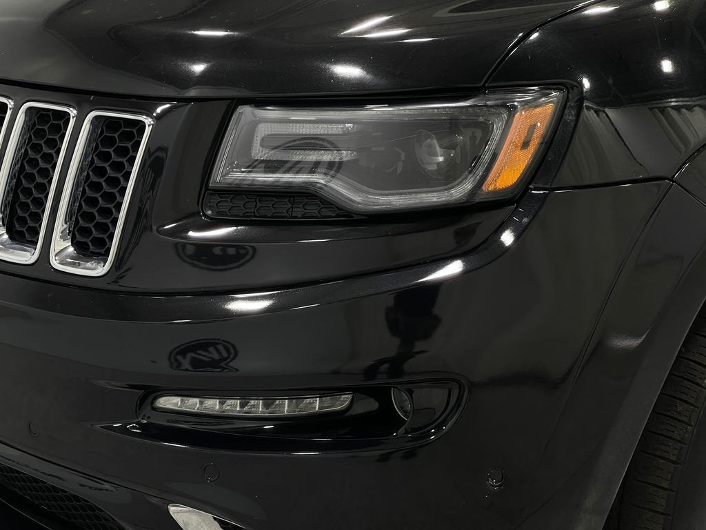 2015 Jeep Grand Cherokee Image 32
