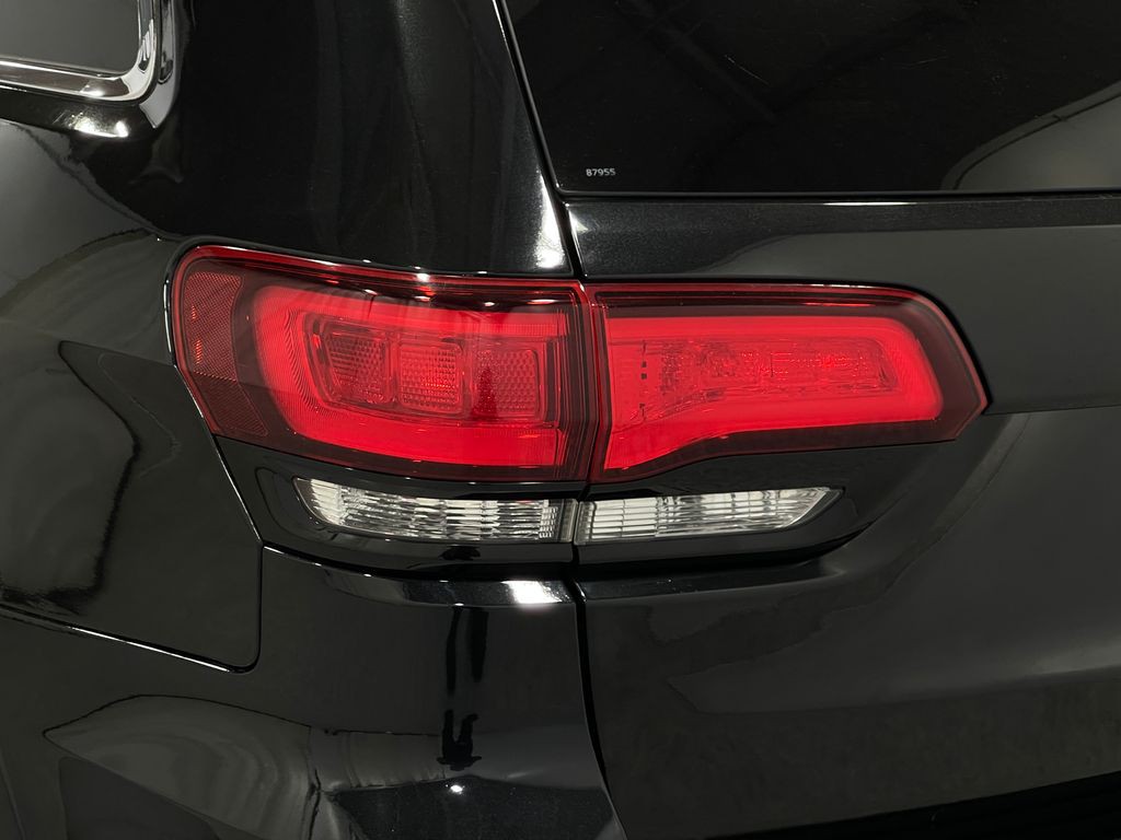 2015 Jeep Grand Cherokee Image 33