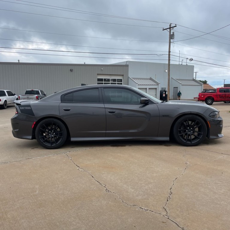 2021 Dodge Charger Image 4