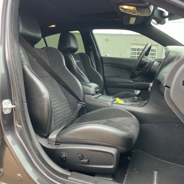 2021 Dodge Charger Image 9