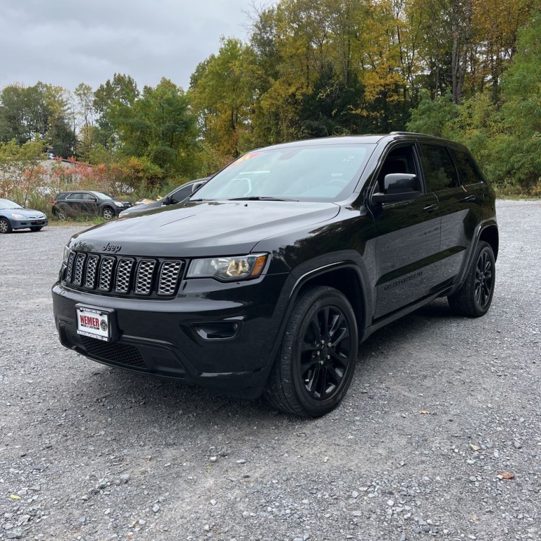 2021 Jeep Grand Cherokee Image 2
