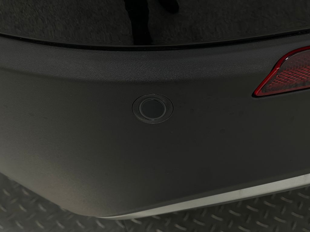 2020 Ford Explorer Image 12