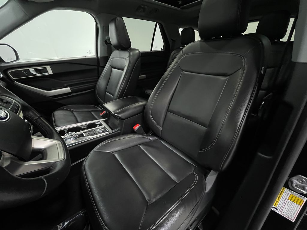 2020 Ford Explorer Image 14