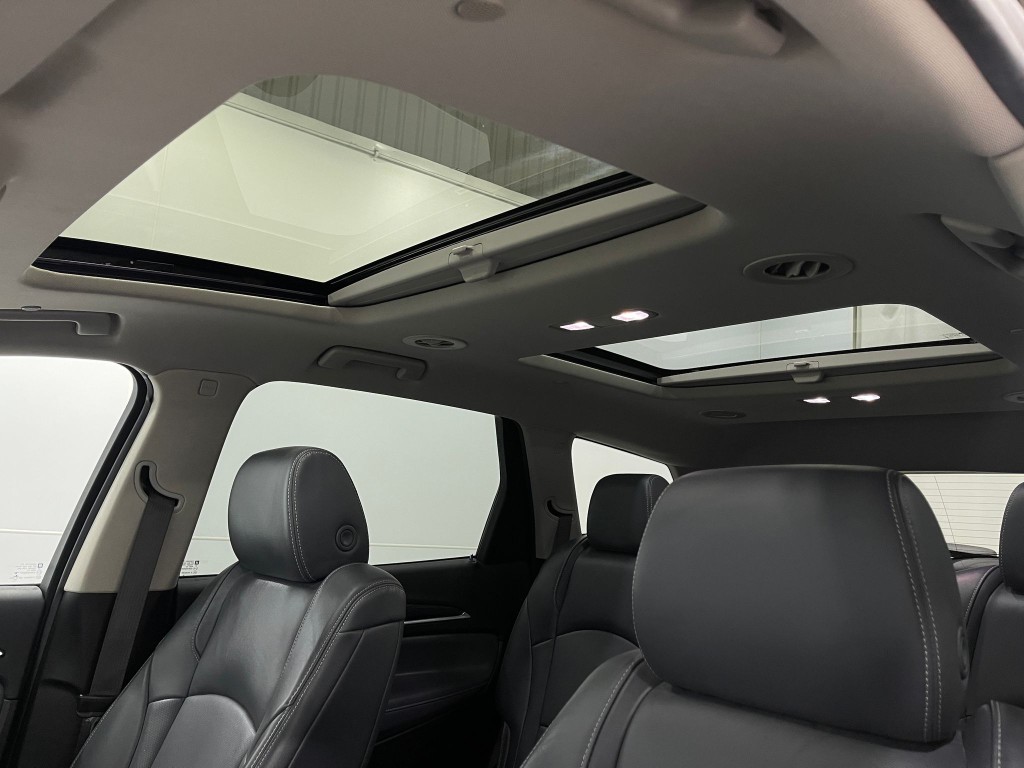 2019 Buick Enclave Image 12