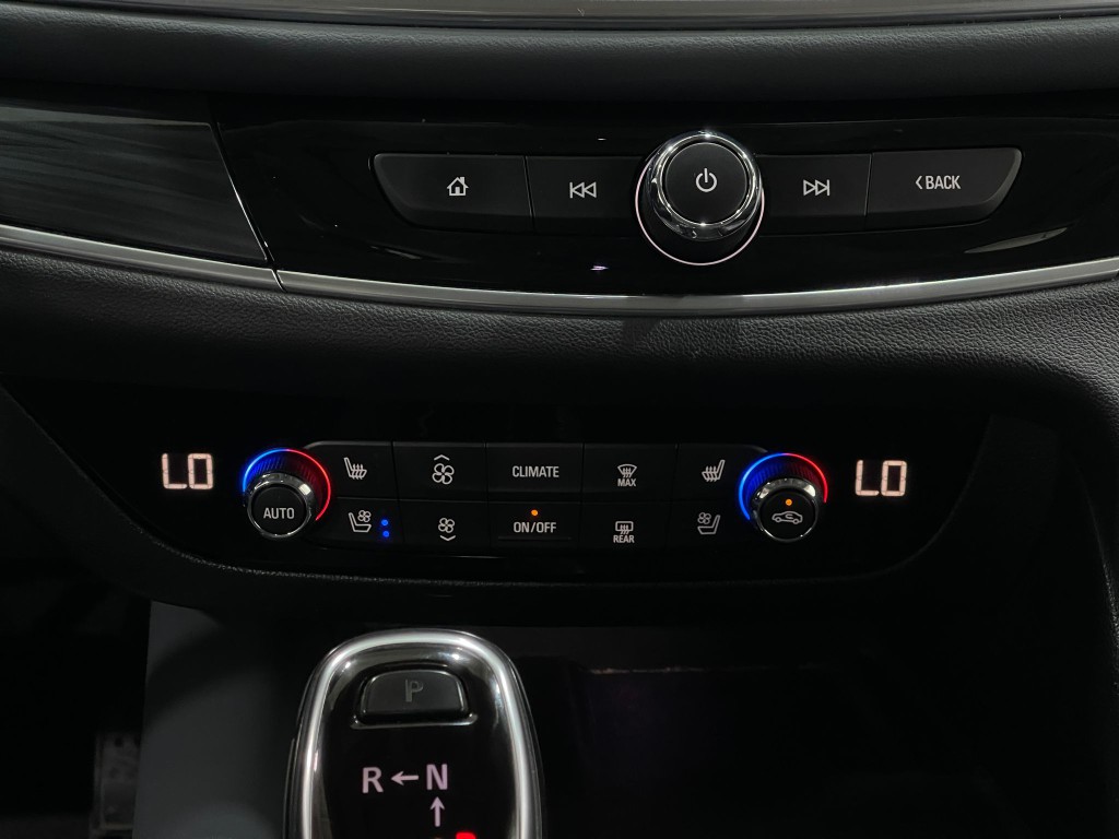 2019 Buick Enclave Image 27