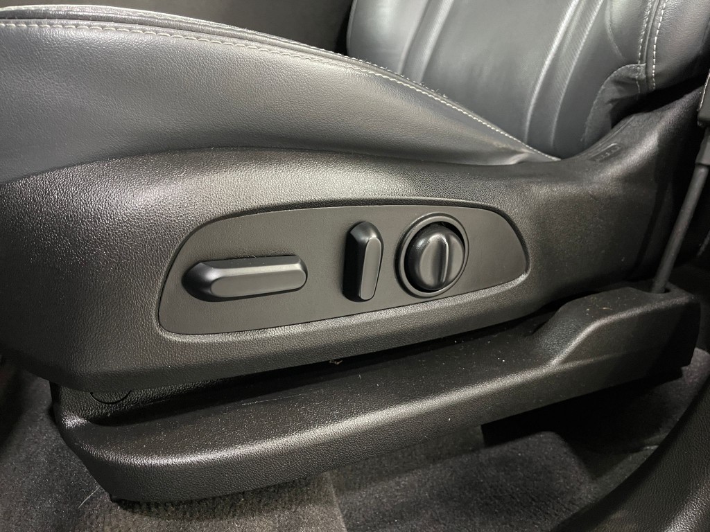 2019 Buick Enclave Image 17