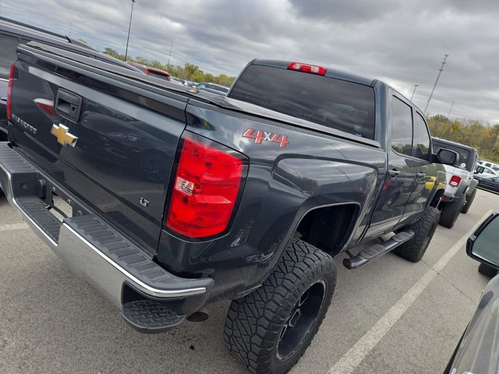 2018 Chevrolet Silverado 1500 Image 3
