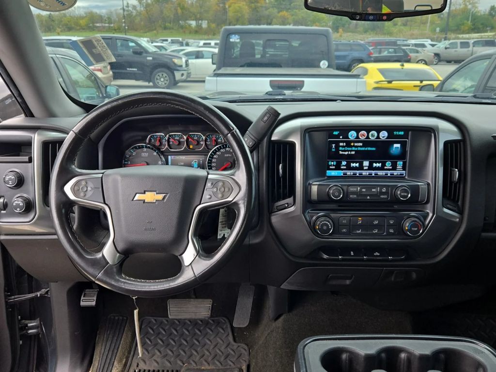 2018 Chevrolet Silverado 1500 Image 6