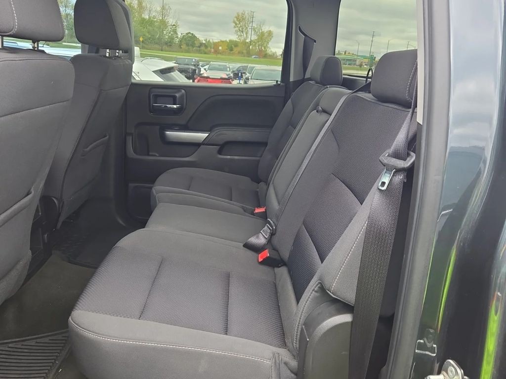 2018 Chevrolet Silverado 1500 Image 8