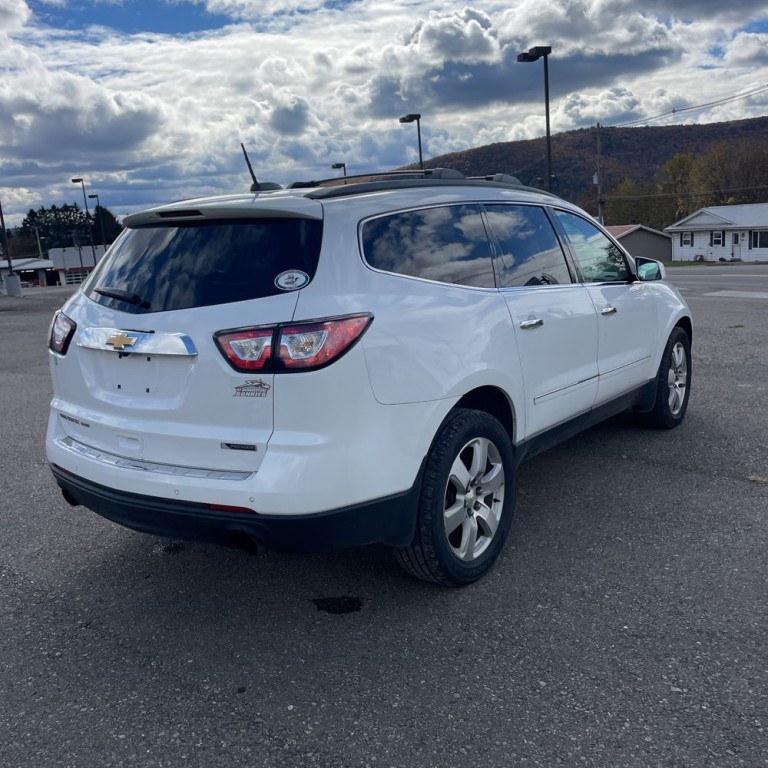 2017 Chevrolet Traverse Image 5