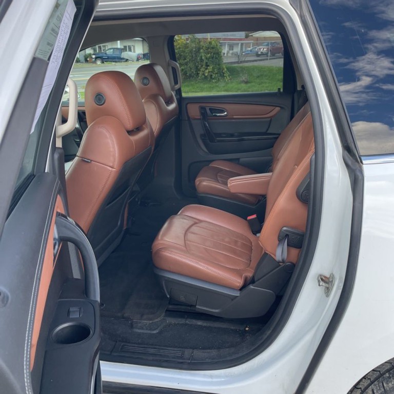 2017 Chevrolet Traverse Image 14