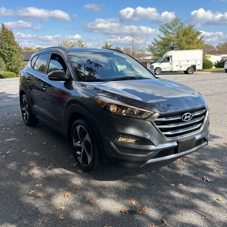 2016 Hyundai Tucson Image 1