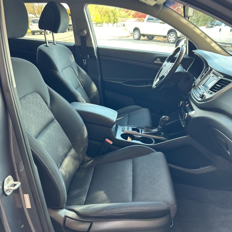 2016 Hyundai Tucson Image 8
