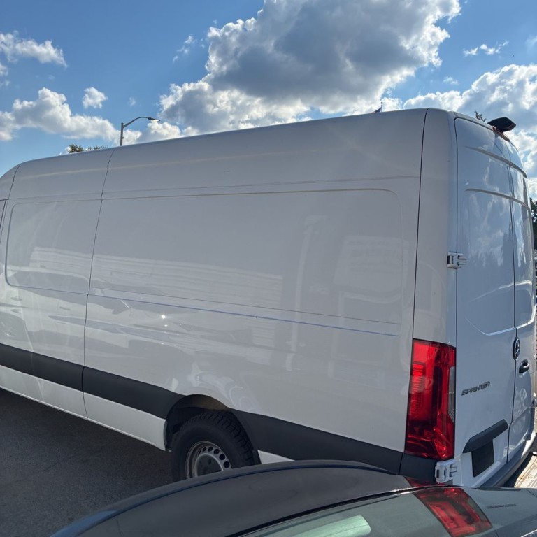 2021 Mercedes-Benz Sprinter Image 4