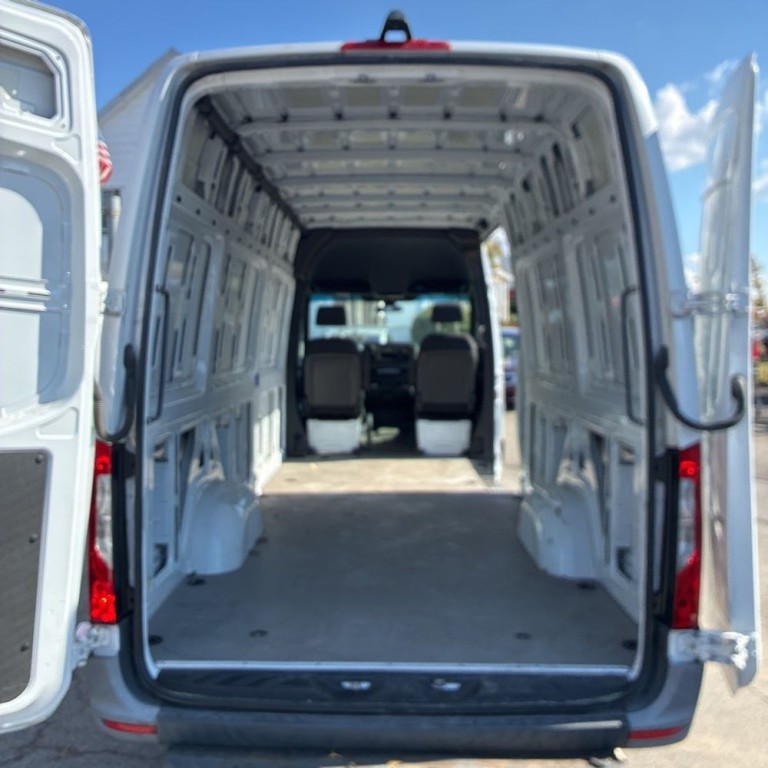 2021 Mercedes-Benz Sprinter Image 10