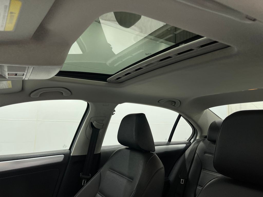 2018 Volkswagen Jetta Image 12