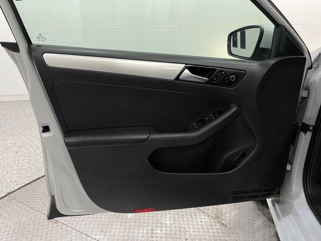 2018 Volkswagen Jetta Image 15