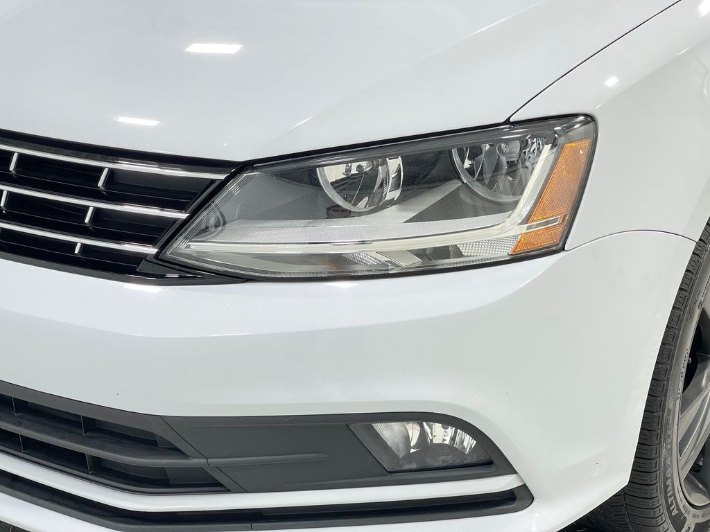 2018 Volkswagen Jetta Image 32
