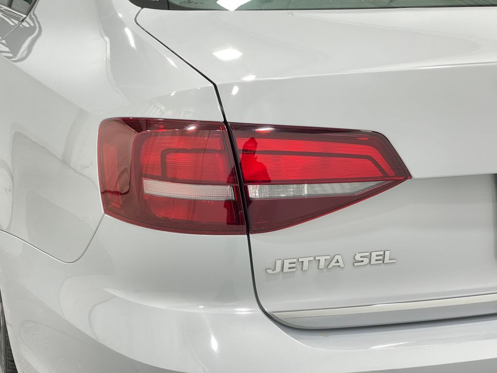 2018 Volkswagen Jetta Image 33