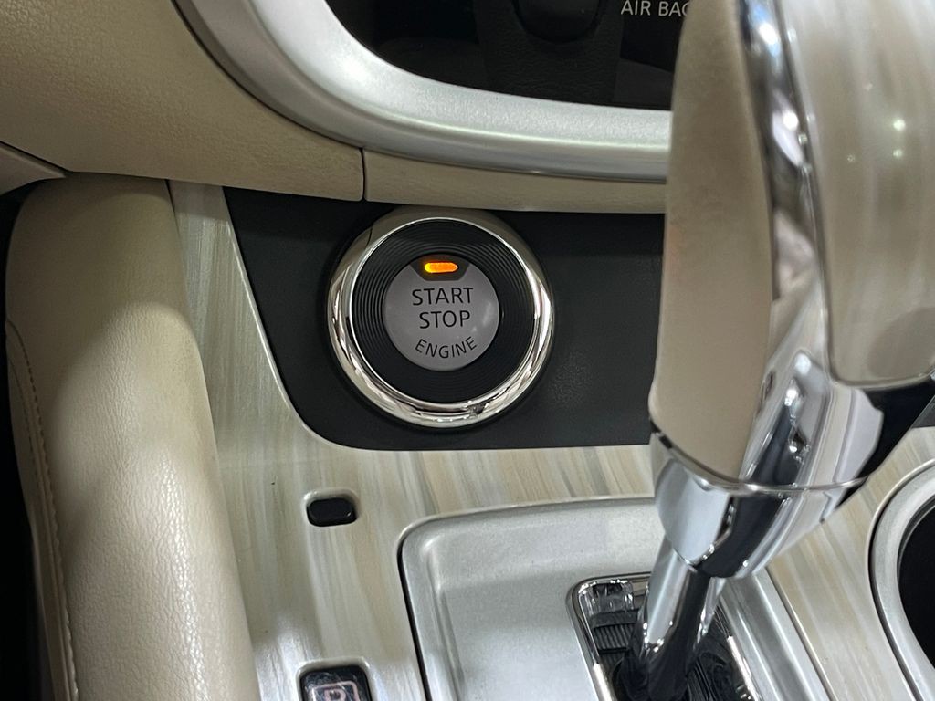 2017 Nissan Murano Image 21