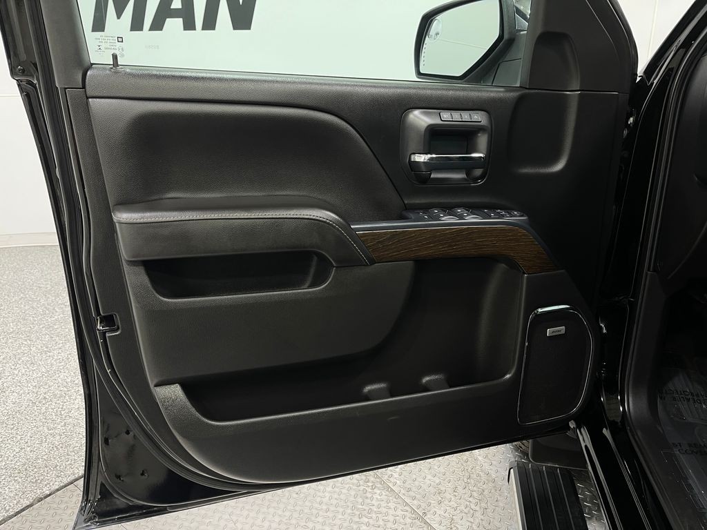 2017 GMC Sierra 1500 Image 16