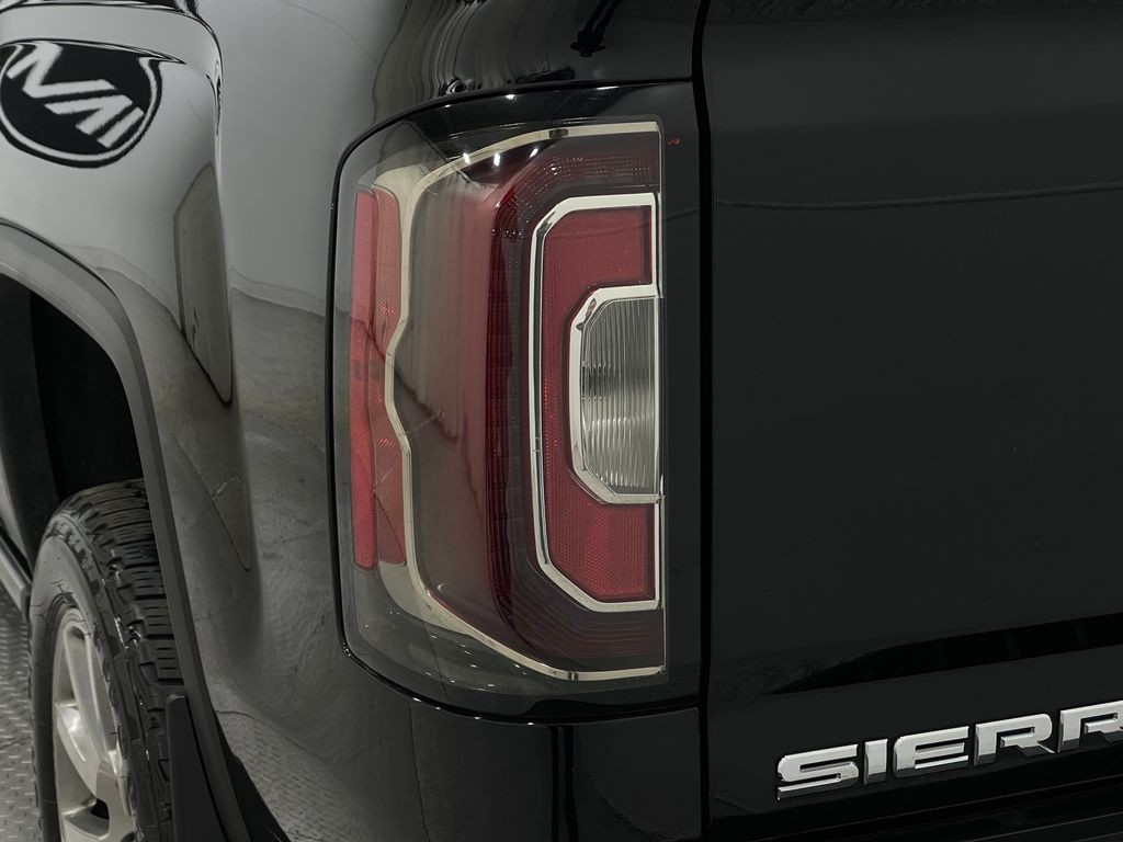 2017 GMC Sierra 1500 Image 37