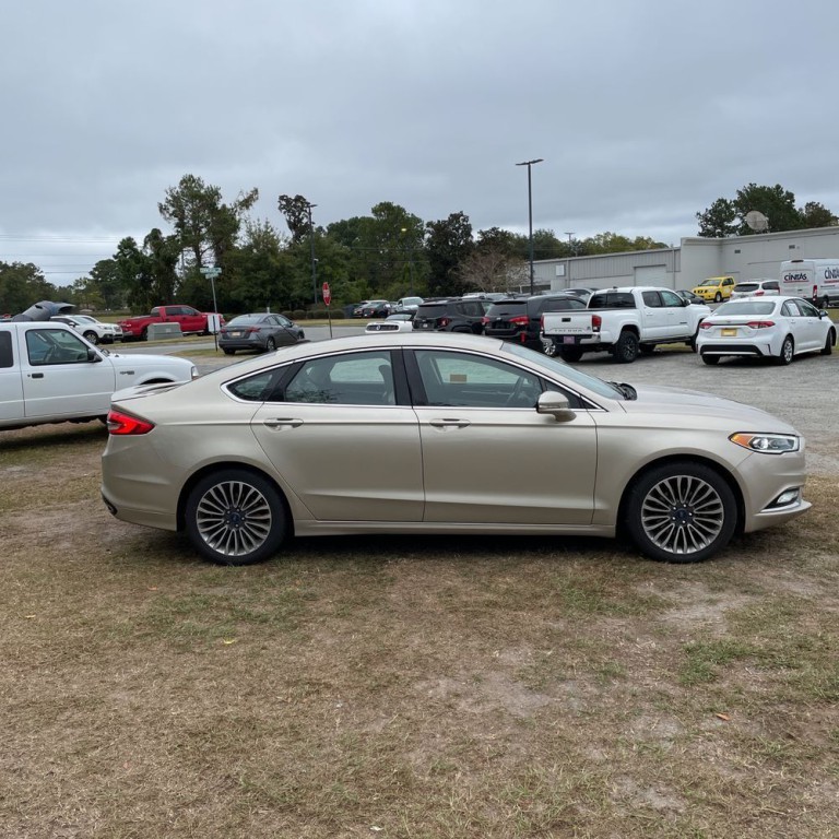 2017 Ford Fusion Image 3