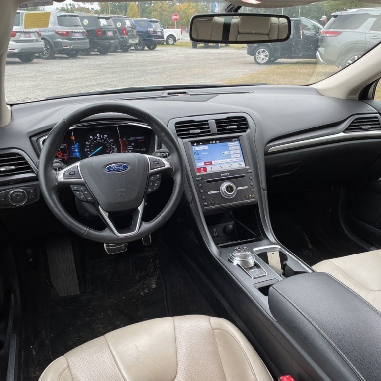 2017 Ford Fusion Image 9