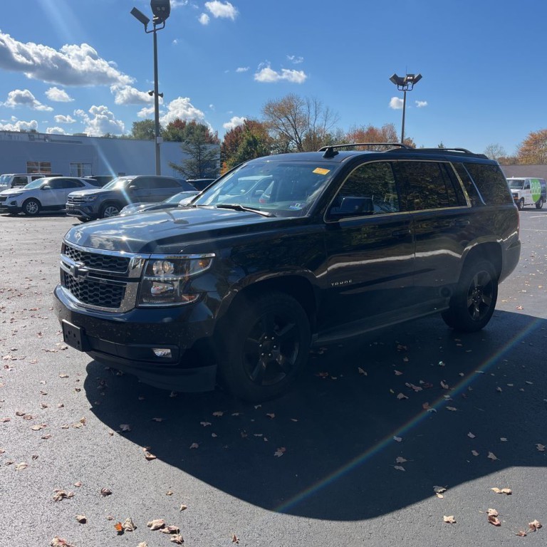2017 Chevrolet Tahoe Image 3