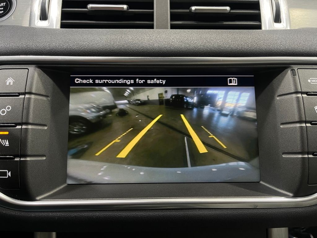 2016 Land Rover Range Rover Evoque Image 11