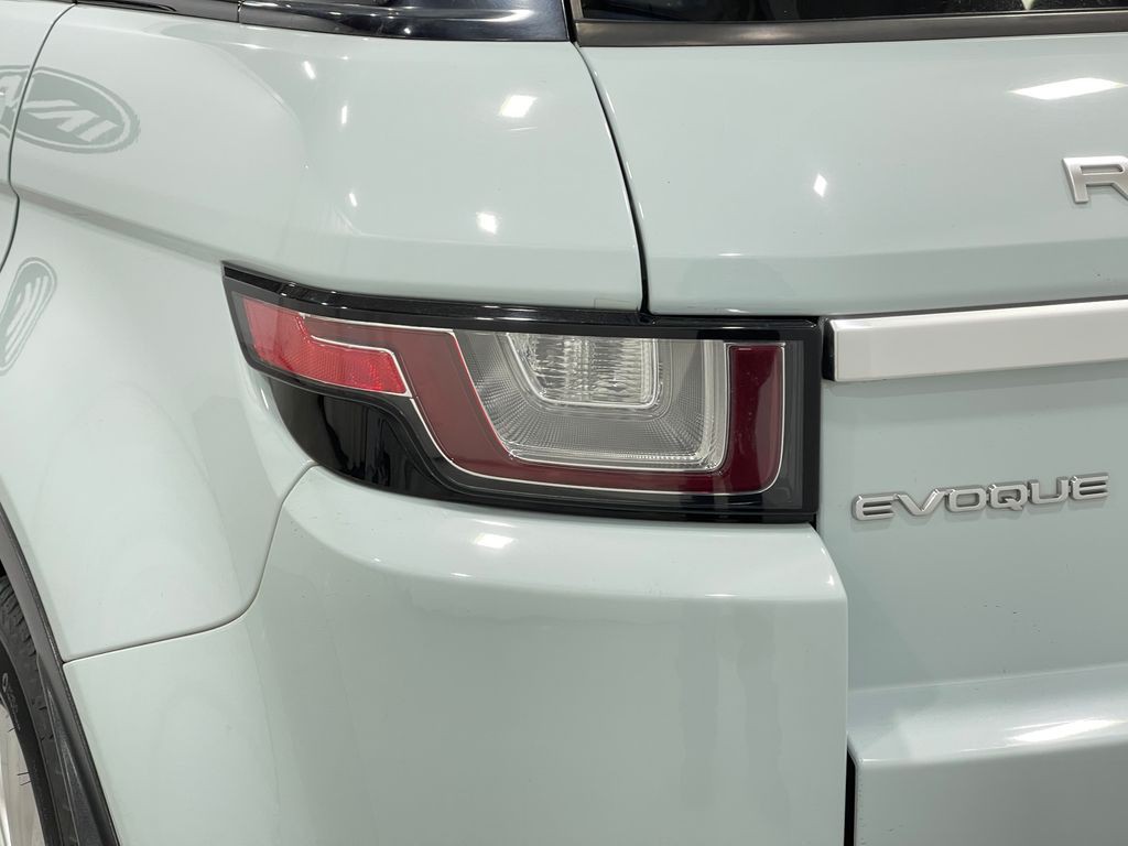 2016 Land Rover Range Rover Evoque Image 35