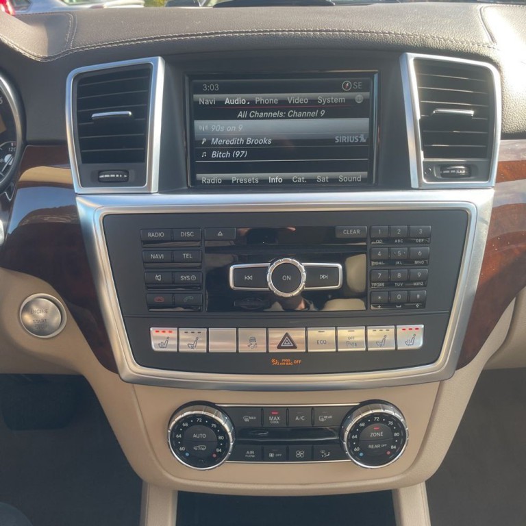 2015 Mercedes-Benz GL-Class Image 11