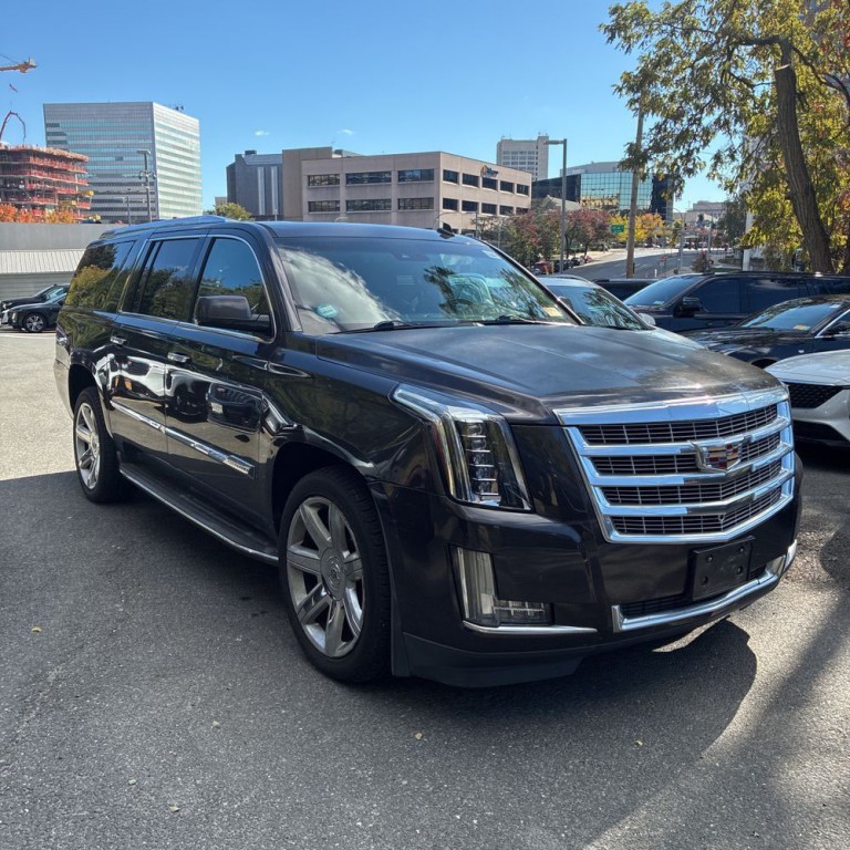 2015 Cadillac Escalade Image 1